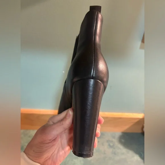 Cole Haan Black Leather Shoes - Picture 5 of 7